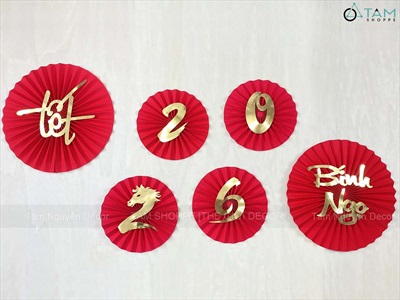 Set 06 quạt giấy Đỏ nhung xịn dán chữ ép kim bắt sáng Decor Tết Bính Ngọ 2026 [Sang xịn] QUAT-07